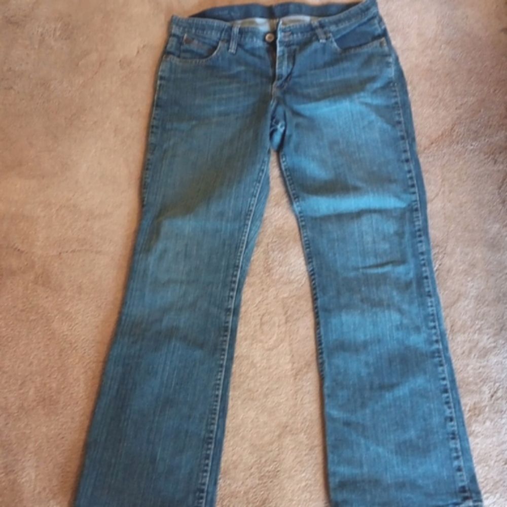 Wrangler Q-Baby No Gap Waistband Jeans